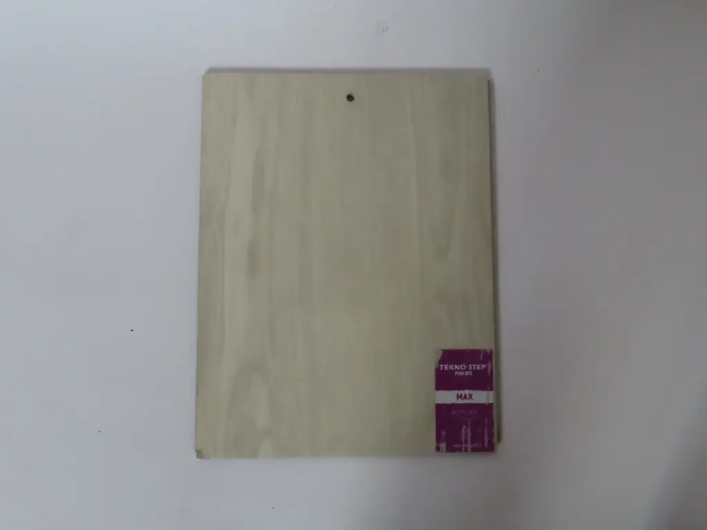 PISO DE VINYL MAX SPC (5MM TEXTURA EN RELIEVE) precio  por caja de 2.22m2 marca TEKNO STEP